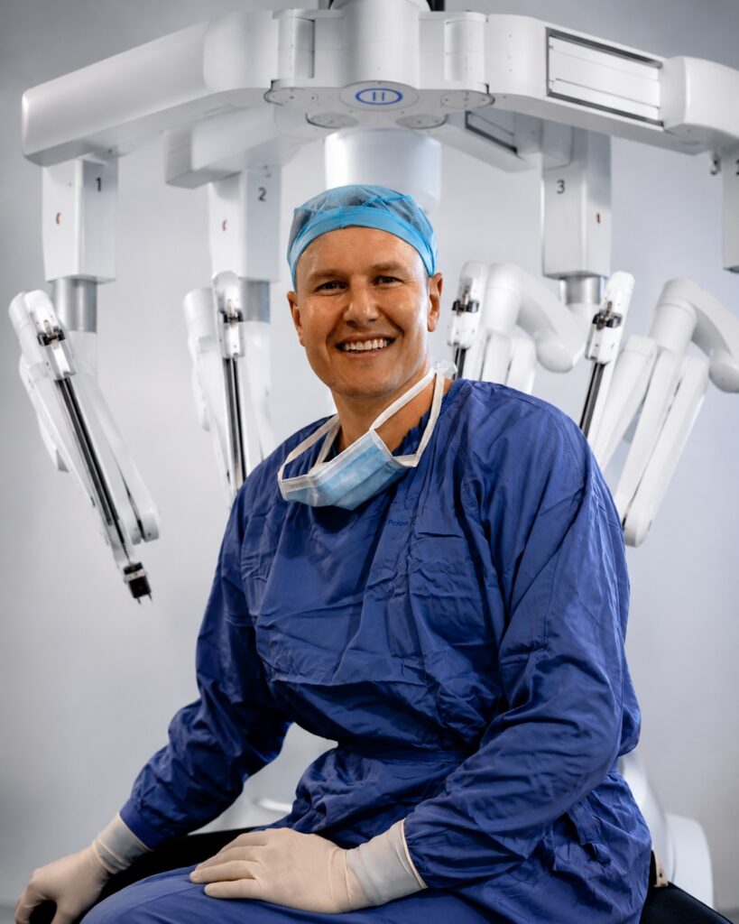 Dr Dries van den Heever with the da Vinci surgical robot
